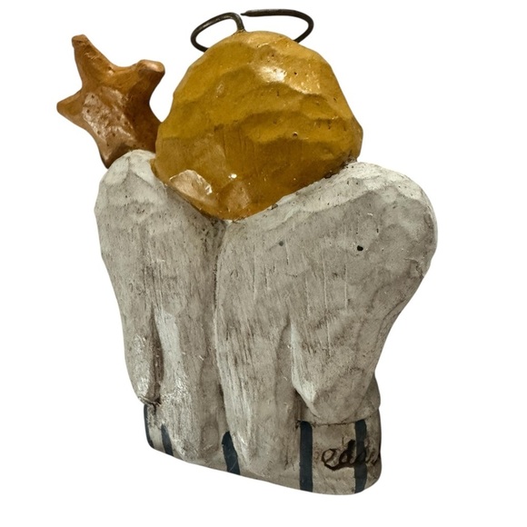 Eddie Walker for Midwest of Cannon
Falls Nativity - Picture 14 of 16